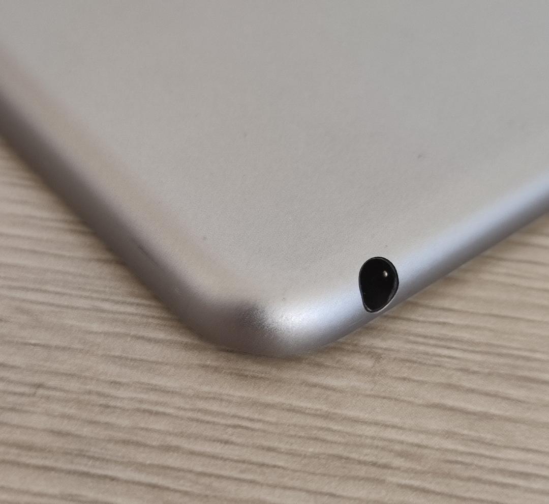 美品 iPad Air2 A1556 128GB シルバー