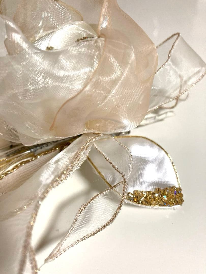 東京ソワール　PETITSOIR コサージュ ブローチオフホワイト色　新品未使用