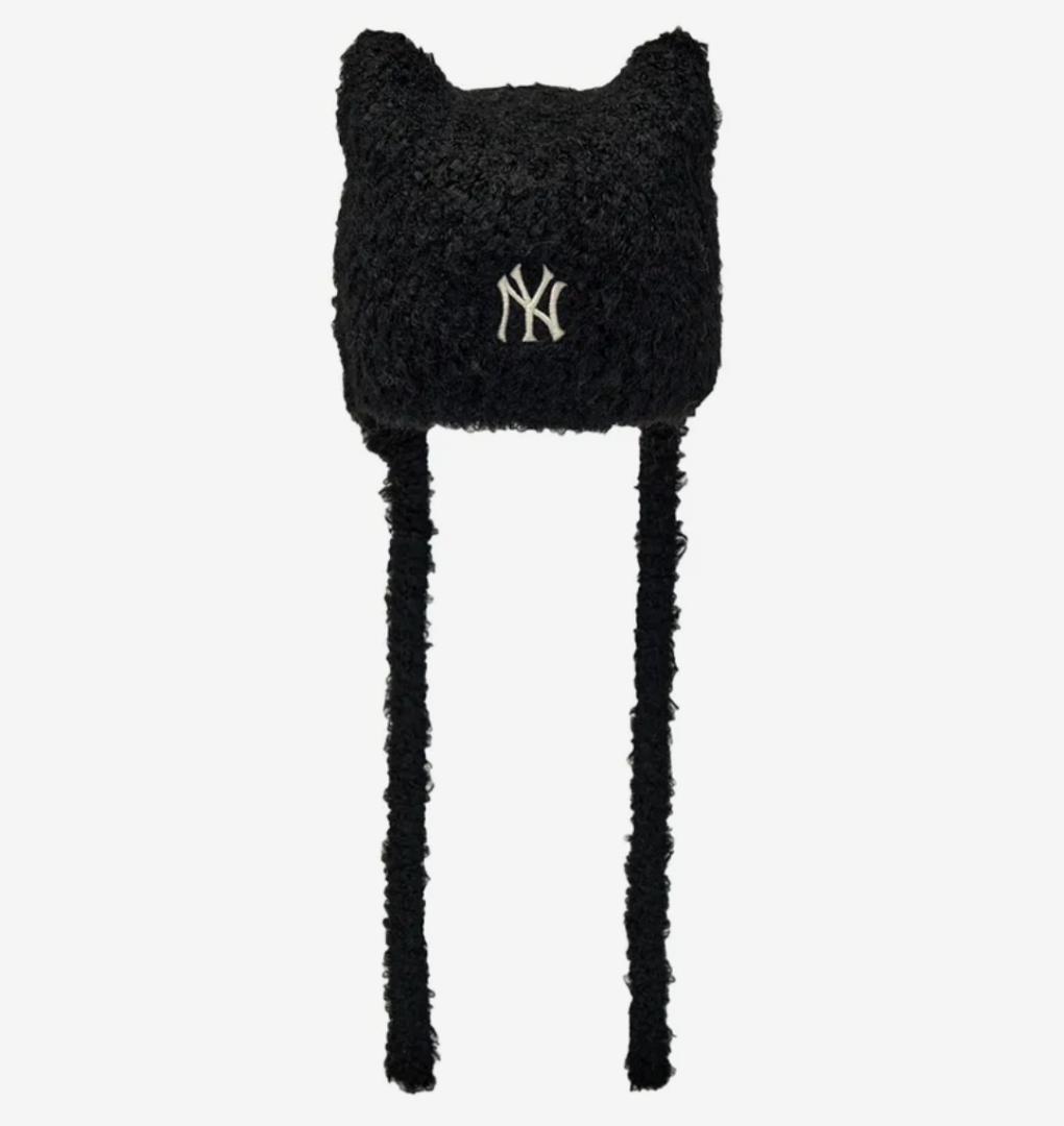 人気沸騰‼ MLB Korea 黒 紐付き ビーニー 猫耳 韓国 カリナ着用