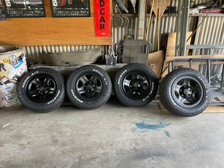 80 ハイラックス　ホイール