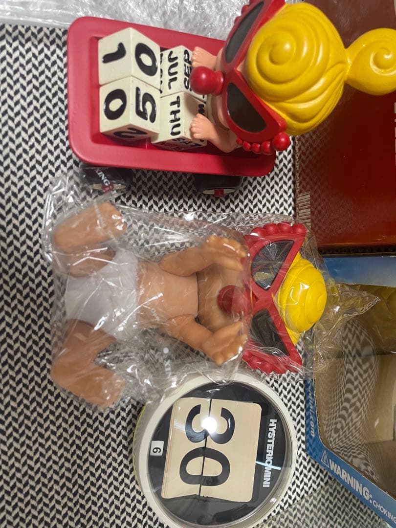 ヒステリックミニ　万年カレンダー　ヒスミニ　カレンダー　置き時計