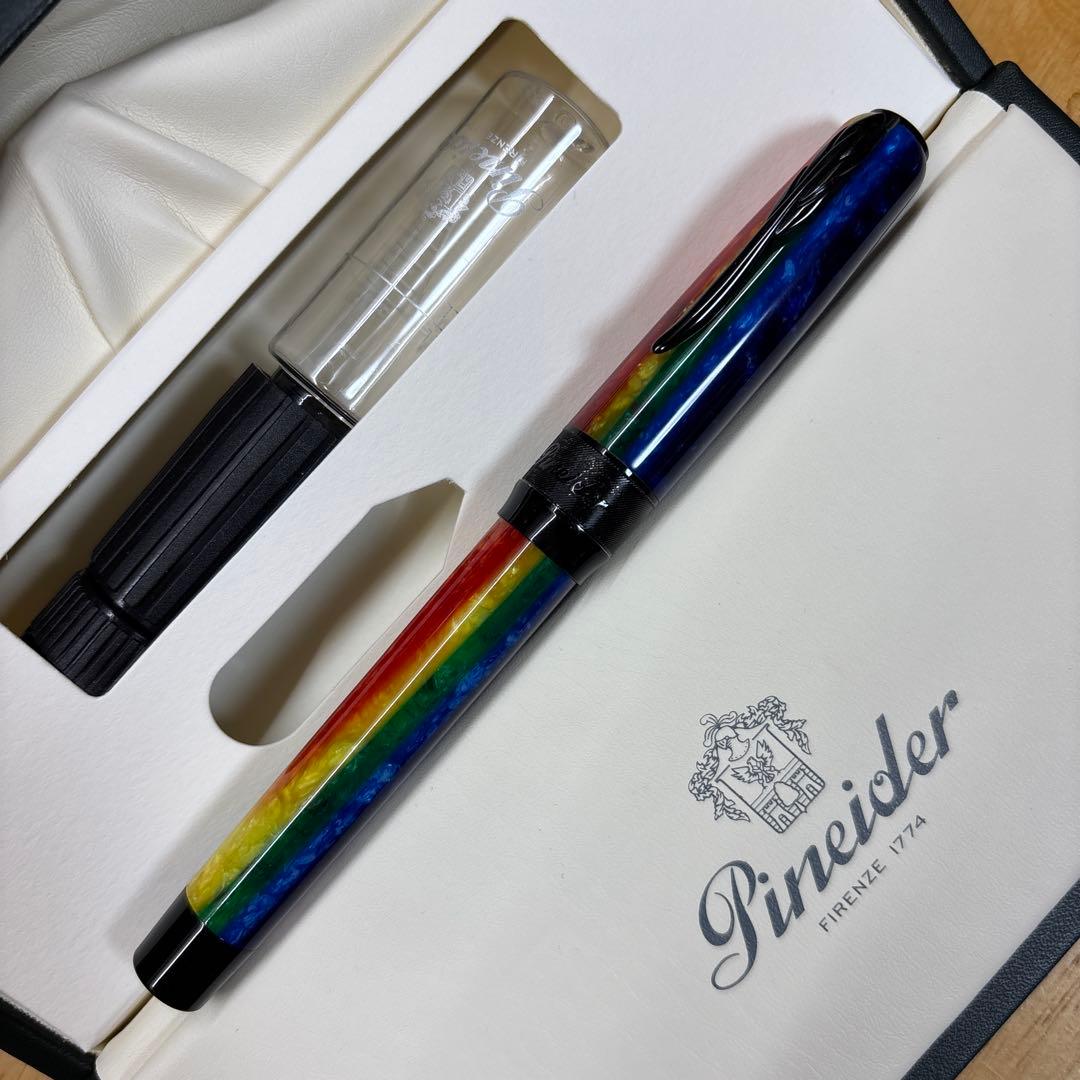 Pineider レインボー万年筆 F