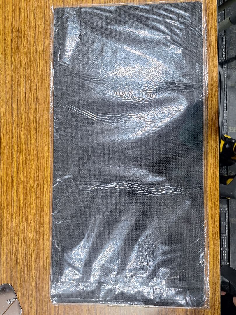 《息詰まる徴税》 箔押しプレイマット　MTG 大戦祭