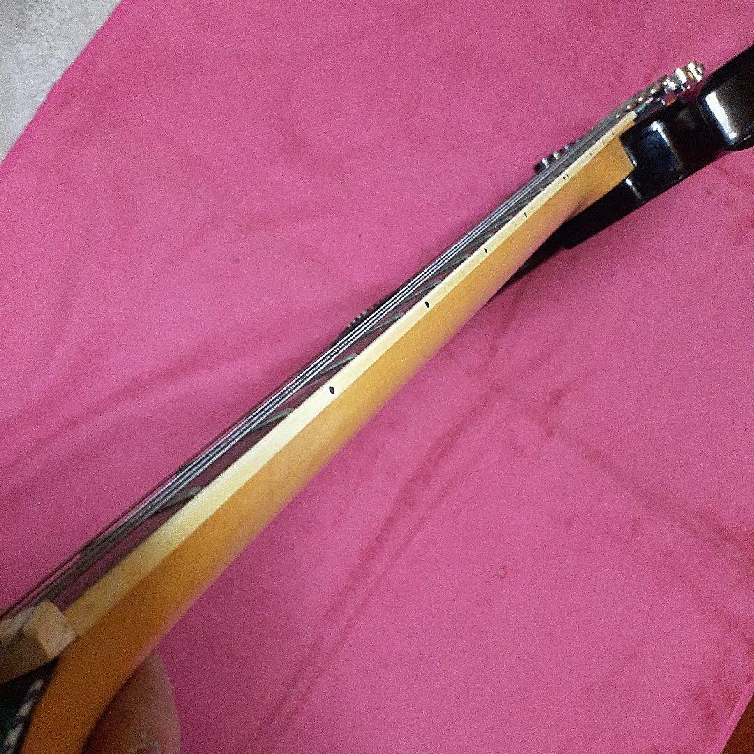 【良・美品】サイケペイント・hideモデル。モッキンバードエレキギター。