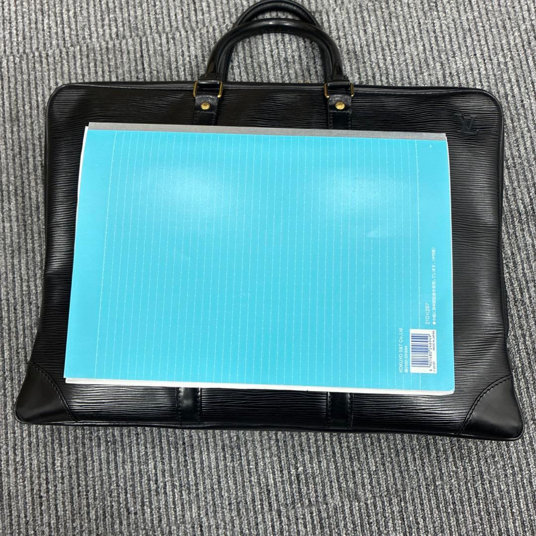 新年特別値下げ　LVルイヴィトン エピセルヴィエットフェルモワール M40321