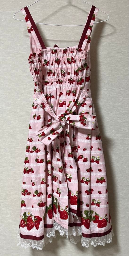 期間限定値下げ‼︎【Strawberry harvest】メタモルフォーゼ