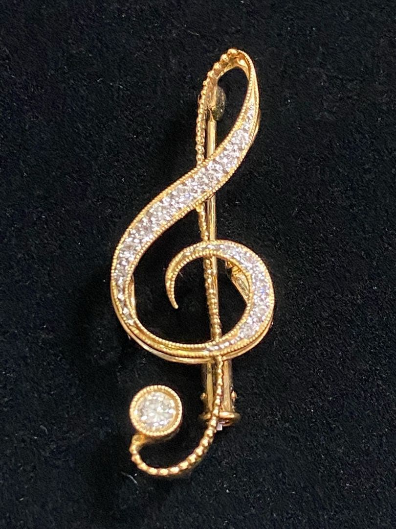 【美品】K18 音符デザイン ダイヤ ブローチ　2.6g 0.09/0.10ct