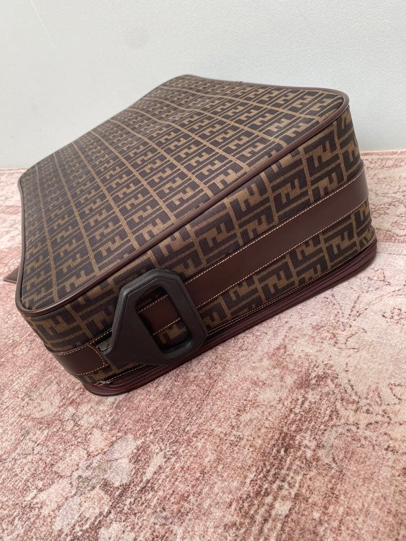 希少 FENDI フェンディ ヴィンテージレザー キャリーバッグ スーツケース