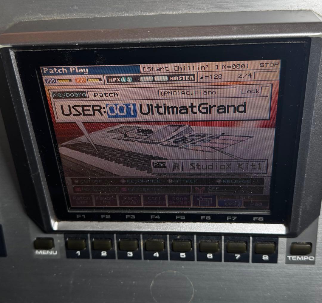 Roland Fantom X8 ｜88鍵｜ピアノタッチ｜要修理｜現状渡し