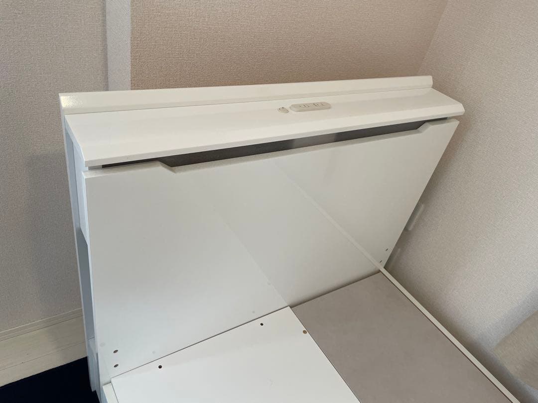 ニトリ　ホワイト シングルベッドフレーム