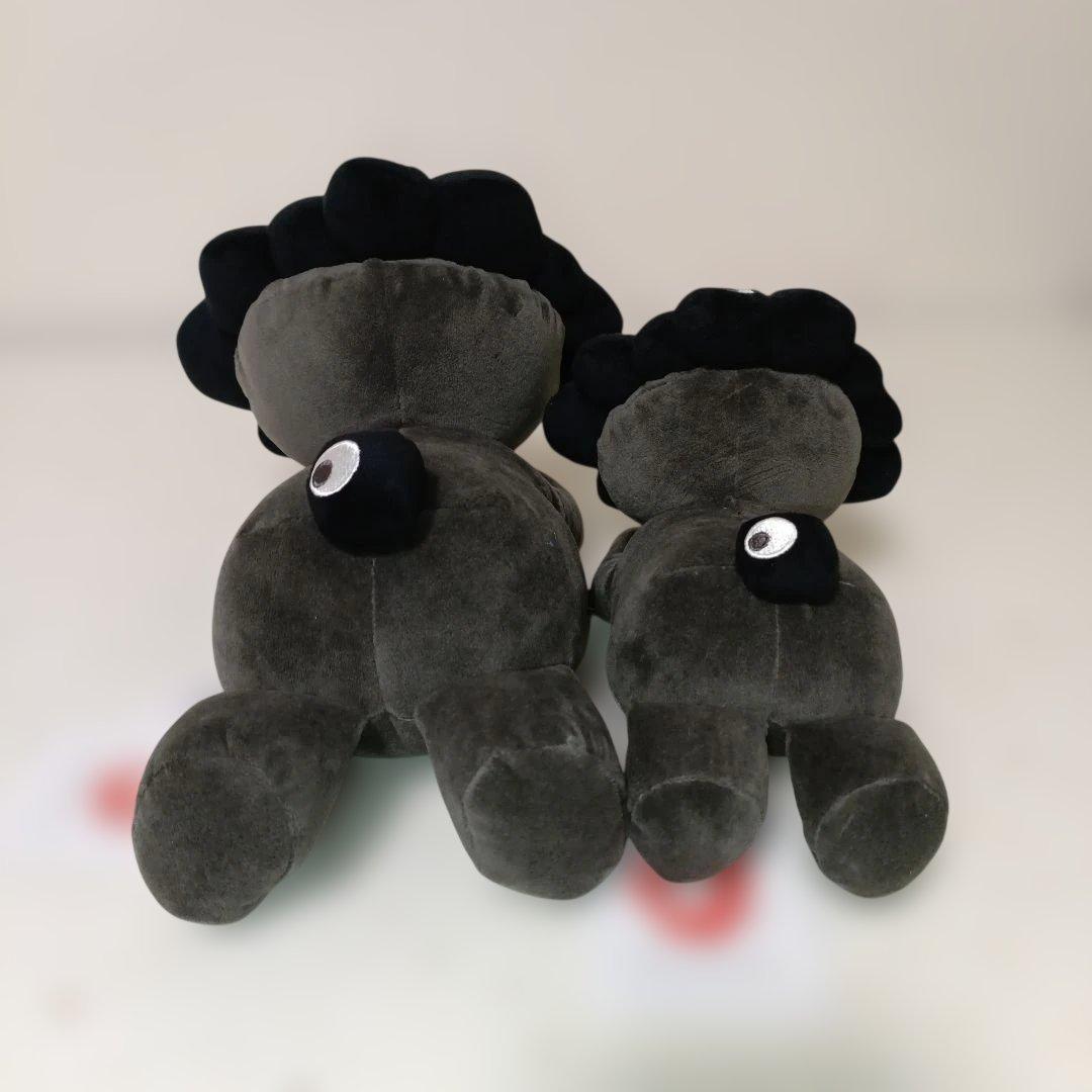 関西万博 黒ミャクミャク 這い型　ぬいぐるみ ブラック ＳとM 寝そべり