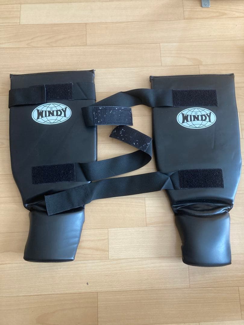 WINDY ボクシンググローブ 青　練習用グローブ赤　レガース　ゲルガード