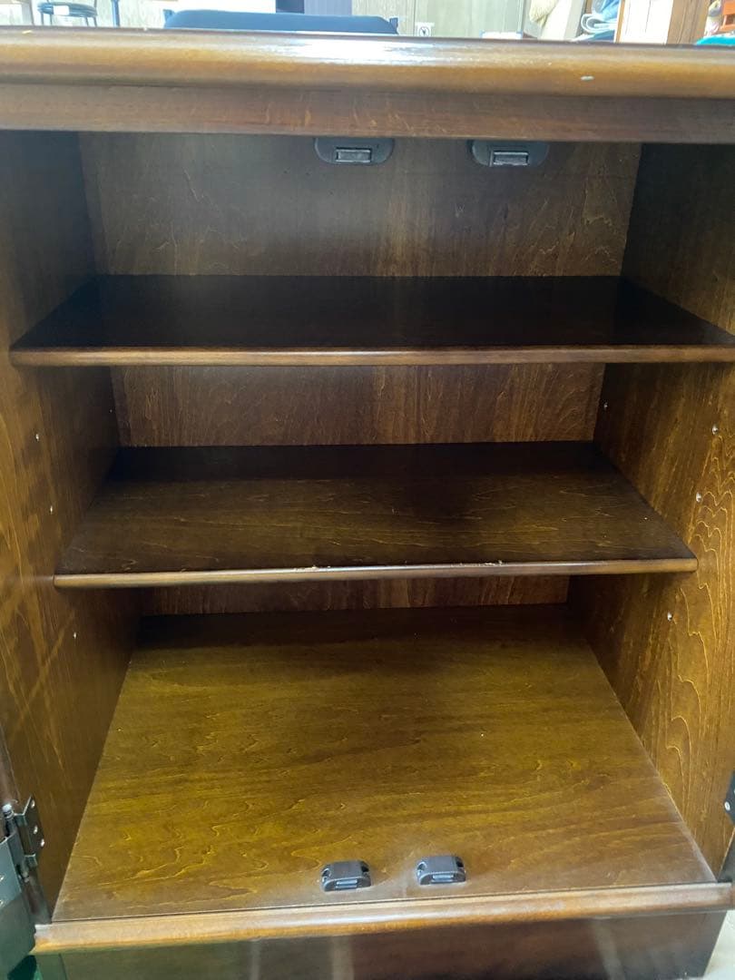 ★期間限定値下げ★ 【美品】カリモク　ダークブラウン 木製キャビネット ガラス扉