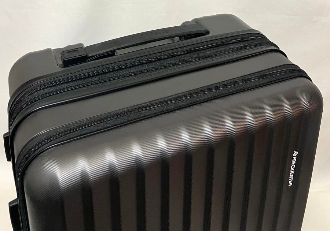 状態良 送料無料 FREQUENTER スーツケース Malie 55L-66L