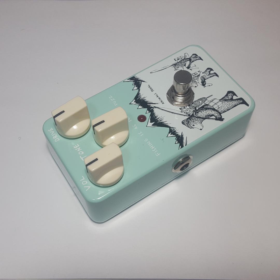 ギター ANIMALS PEDAL FISHING IS AS FUN AS FUZZ