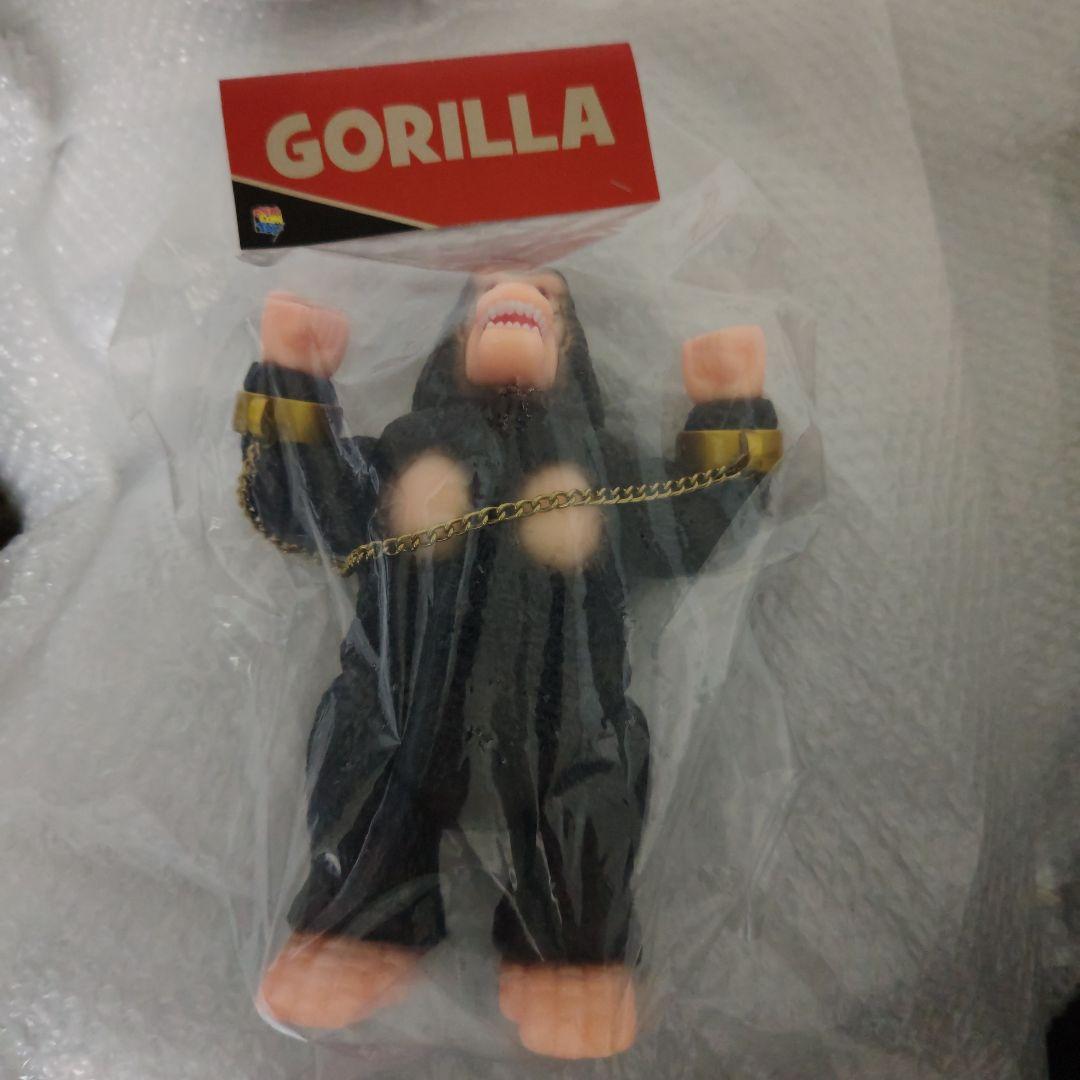 メディコム・トイ　ゴリラ　ソフビ　未開封