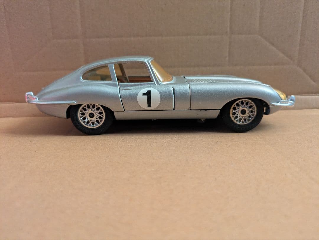 マジョレット　ジャガー　E ミニカー　1/24