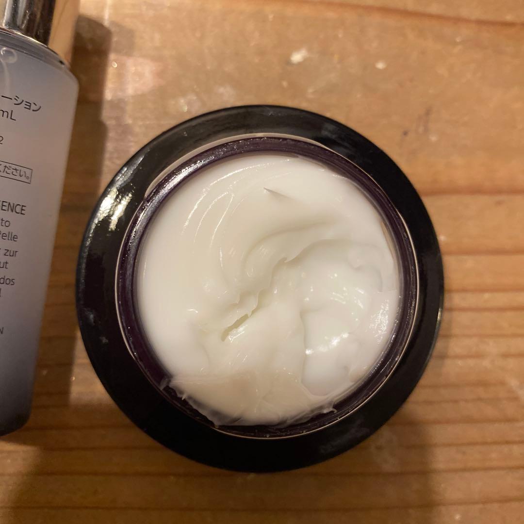 リポソームアドバンストリペアセラム、ユースパワーエッセンス、クリームのセット