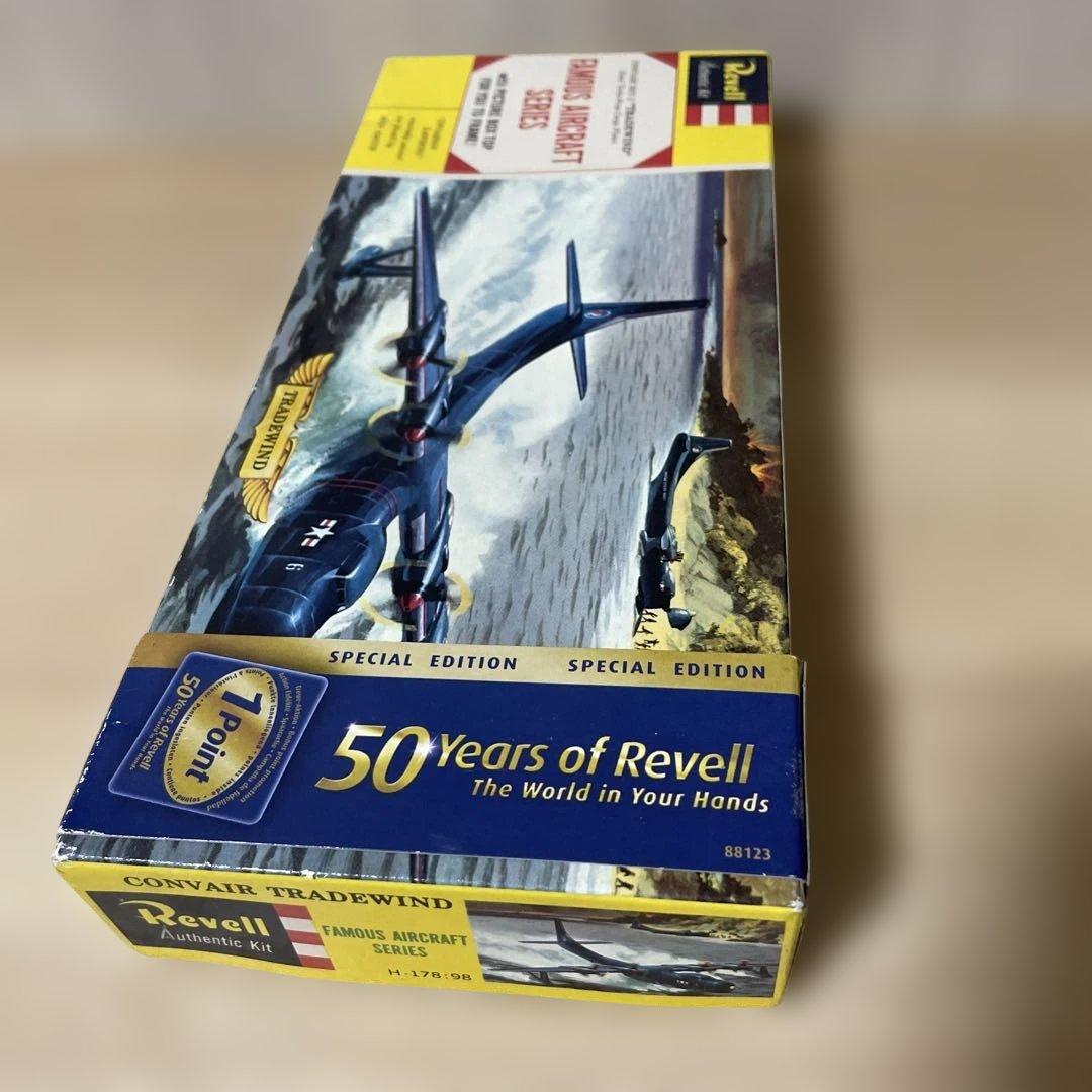 Revell P-2 ネプチューン 50周年記念版 外箱Ln403