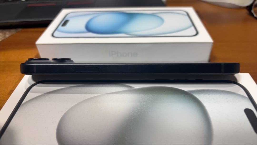 [美品]iPhone 15 Plus Black 256GB