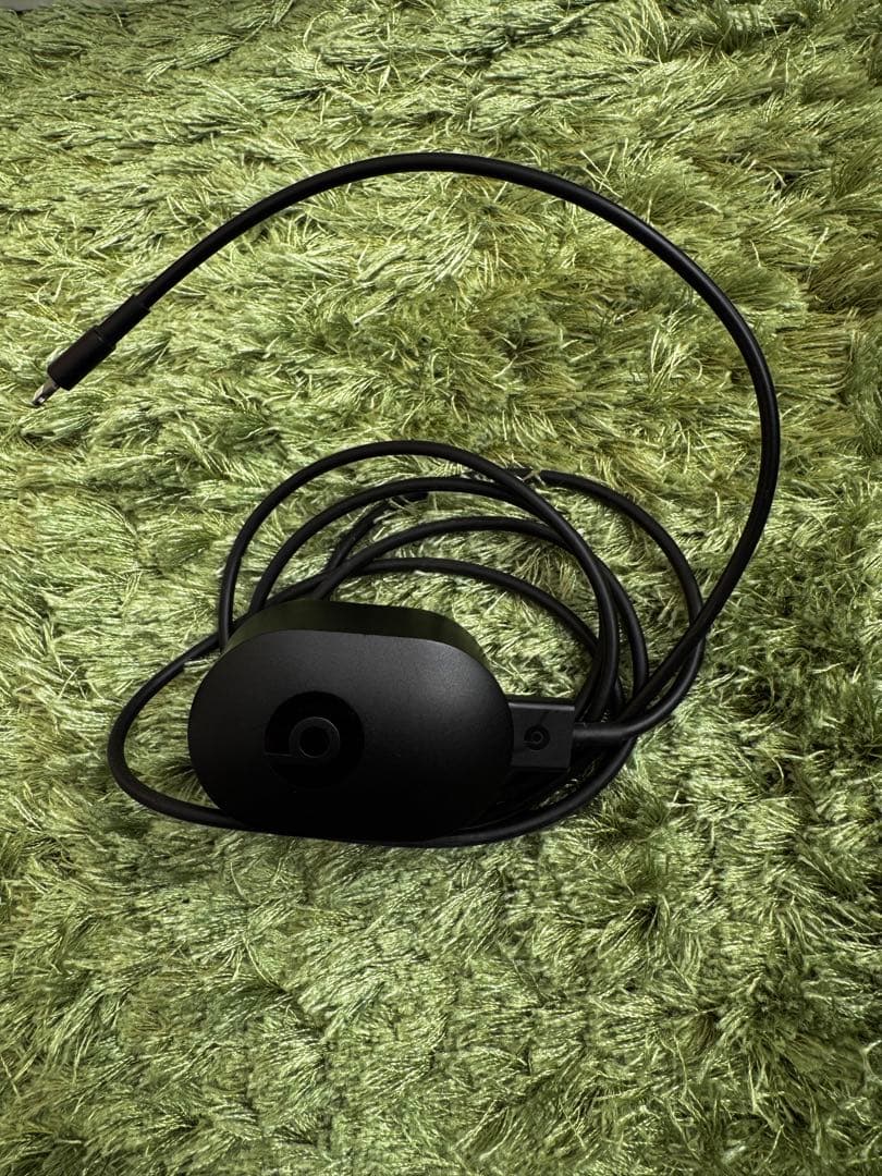 Beats Pill+ スピーカー　ビーツ　ワイヤレススピーカー