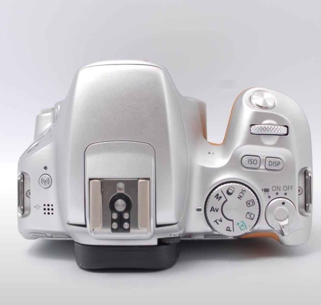 Canon EOS Kiss X9 ダブルレンズ スマホ転送可能 8GBカード付