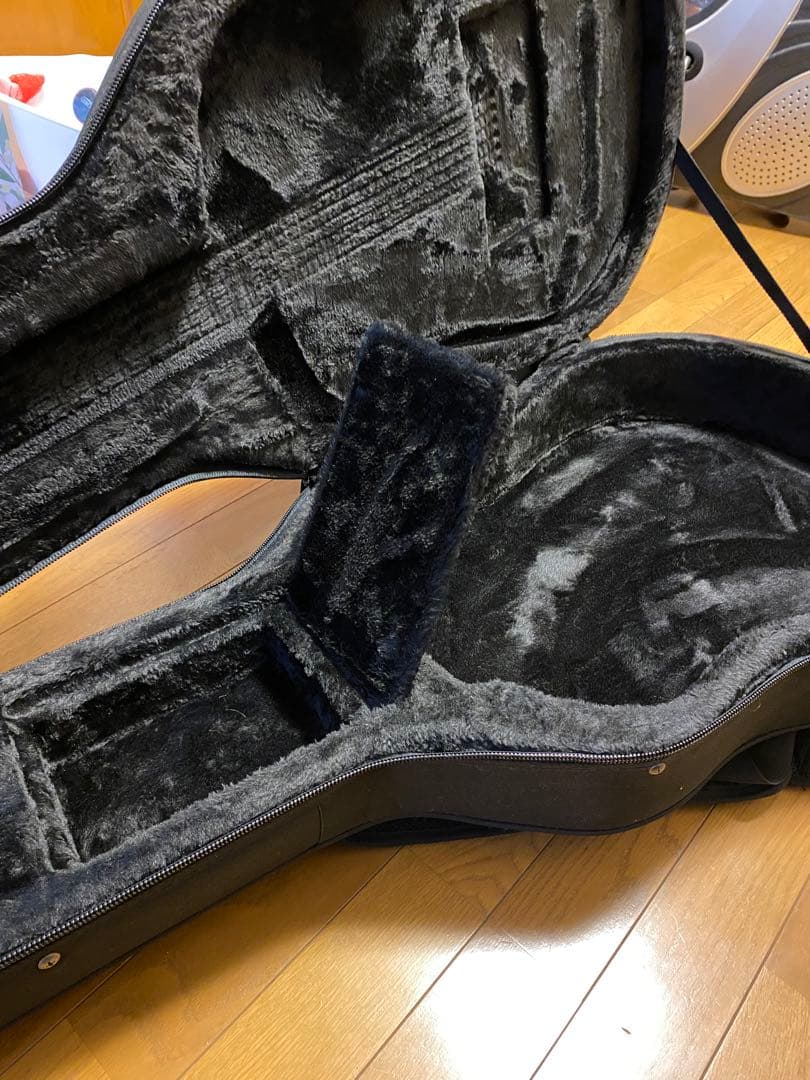 j*1様 アコギケース、SKB.高級ギグバッグ、使用頻度少ない、美品
