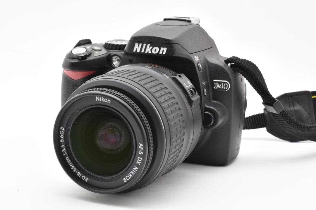 新品級 ニコン D40 18-55 f3.5-5.6 ショット1835 H028