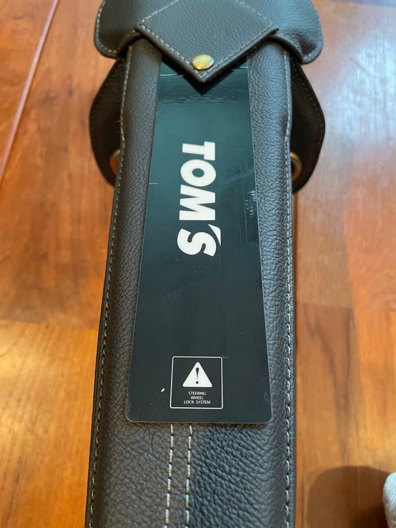 TOM'S ステアリングロック ブラック