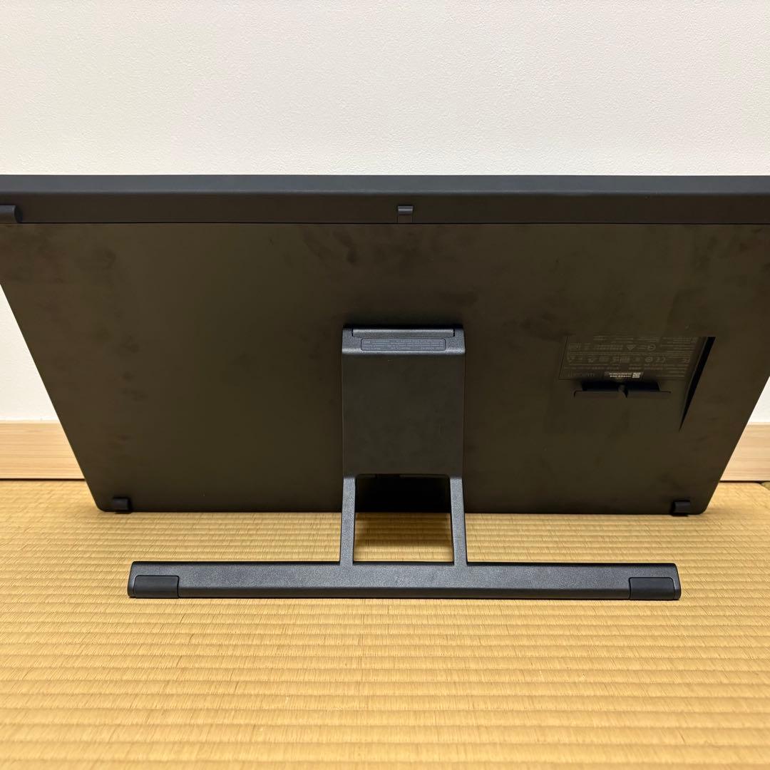 Wacom Cintiq 24 液晶ペンタブレット