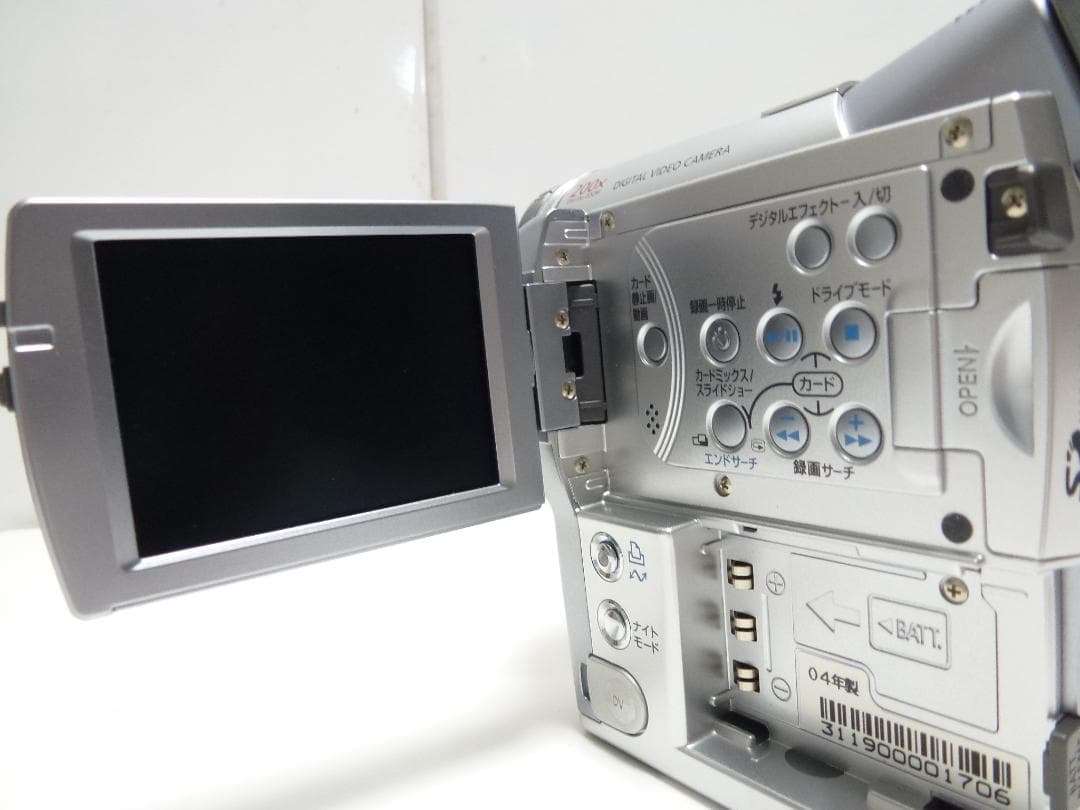 希少　動作品　キャノンビデオカメラ　DM-IXY DV M3　Mini DV