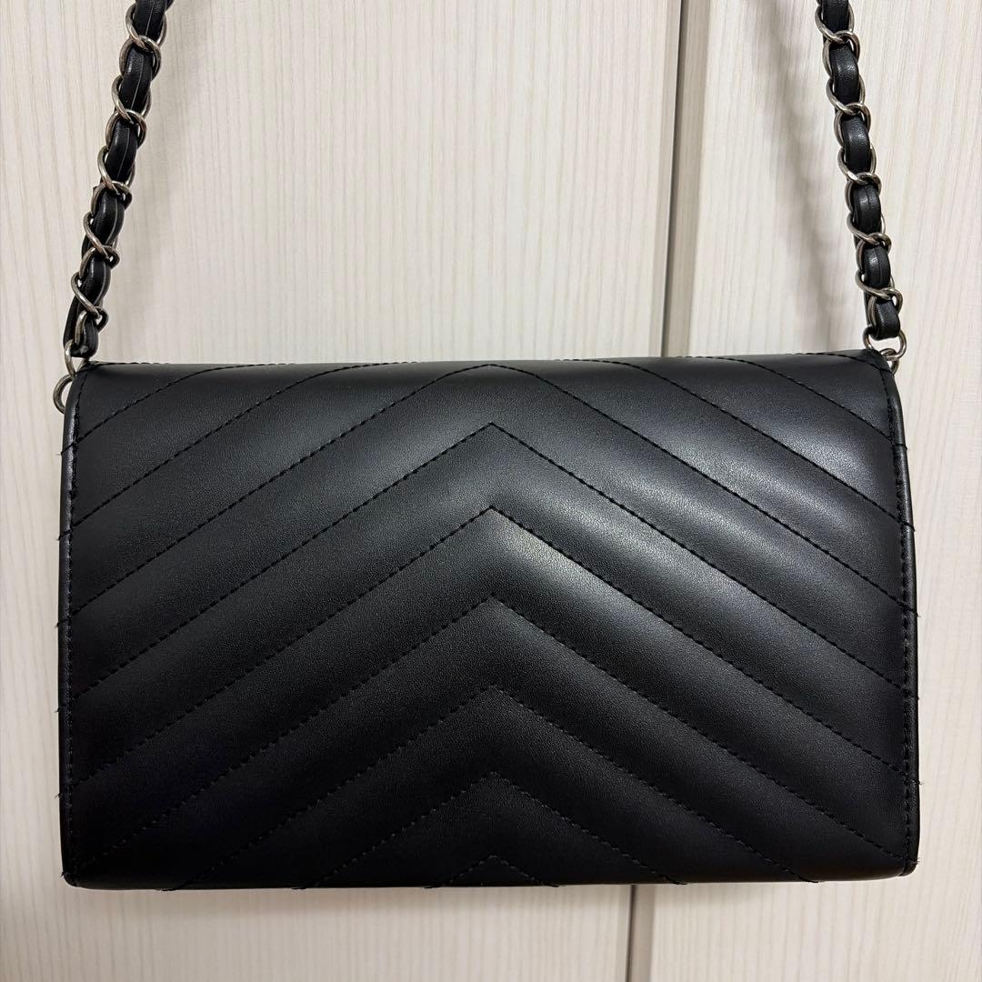 YSL サンローラン　黒 キルティング ショルダーバッグ