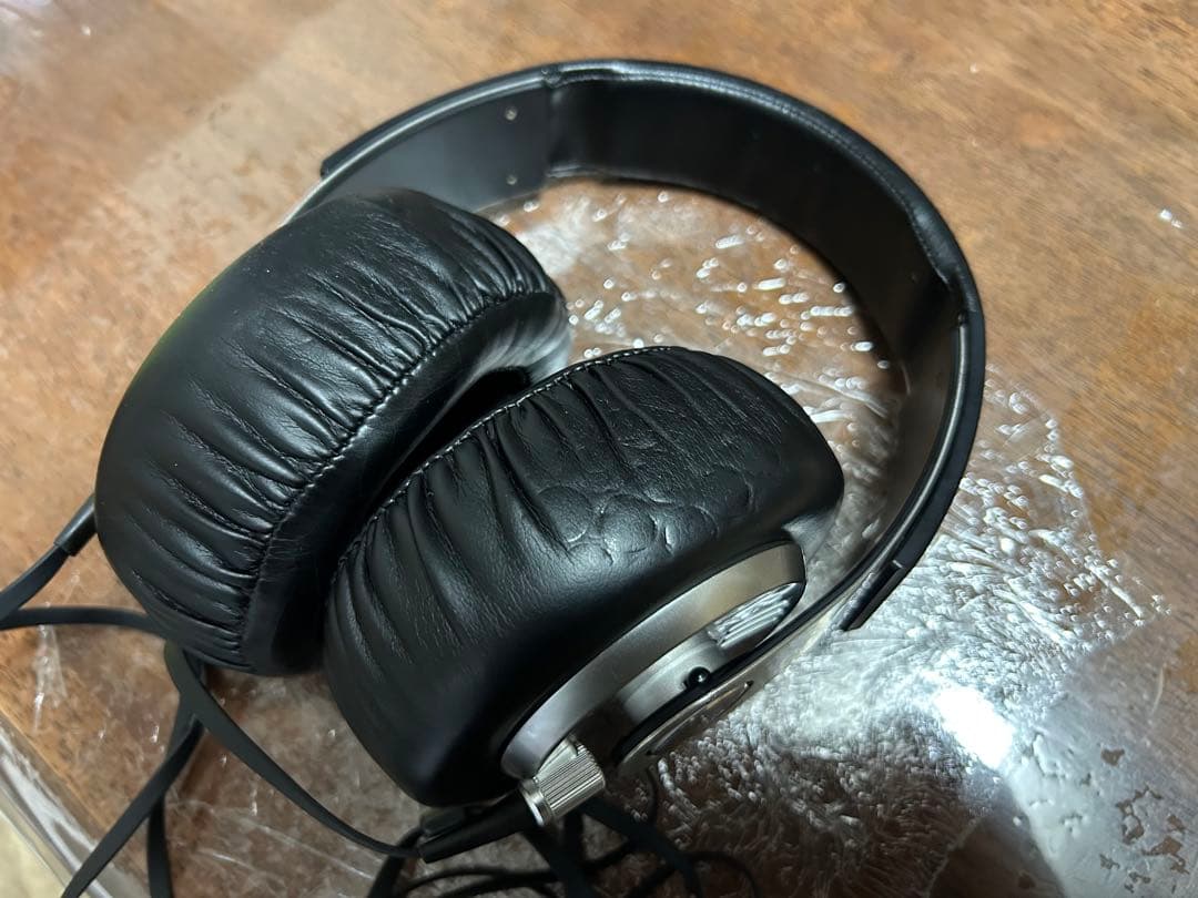 SONY ソニー MDR-XB700 EXTRA BASS 密閉型ヘッドホン