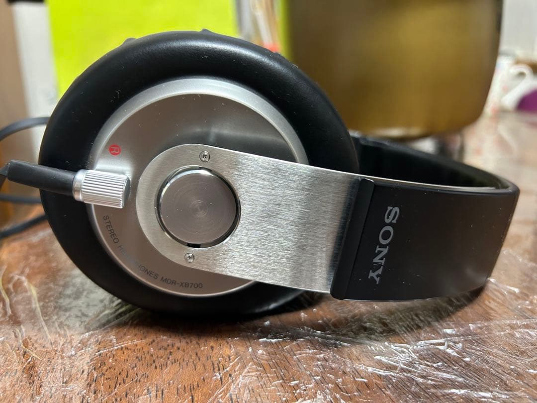 SONY ソニー MDR-XB700 EXTRA BASS 密閉型ヘッドホン