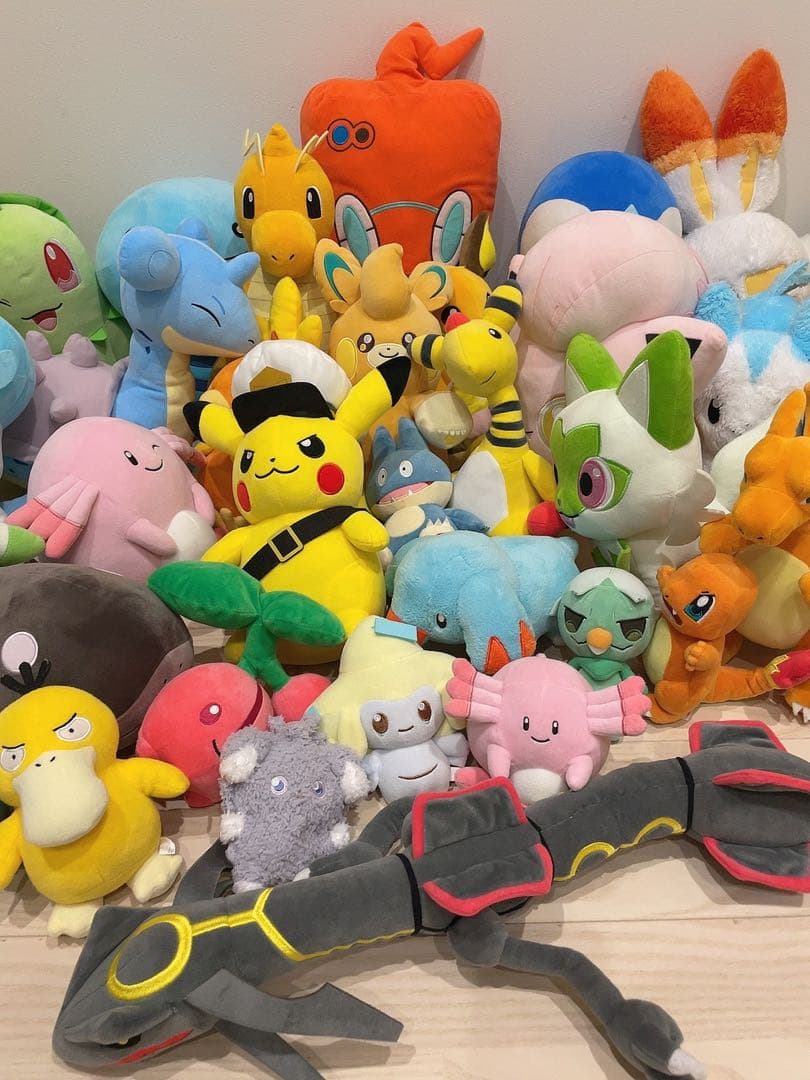 値下げ交渉受付中 ポケットモンスター　ぬいぐるみ　まとめ売り　40体以上あります