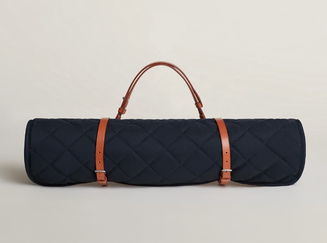 Hermès エルメス 犬用マット （フー / ネイビー）