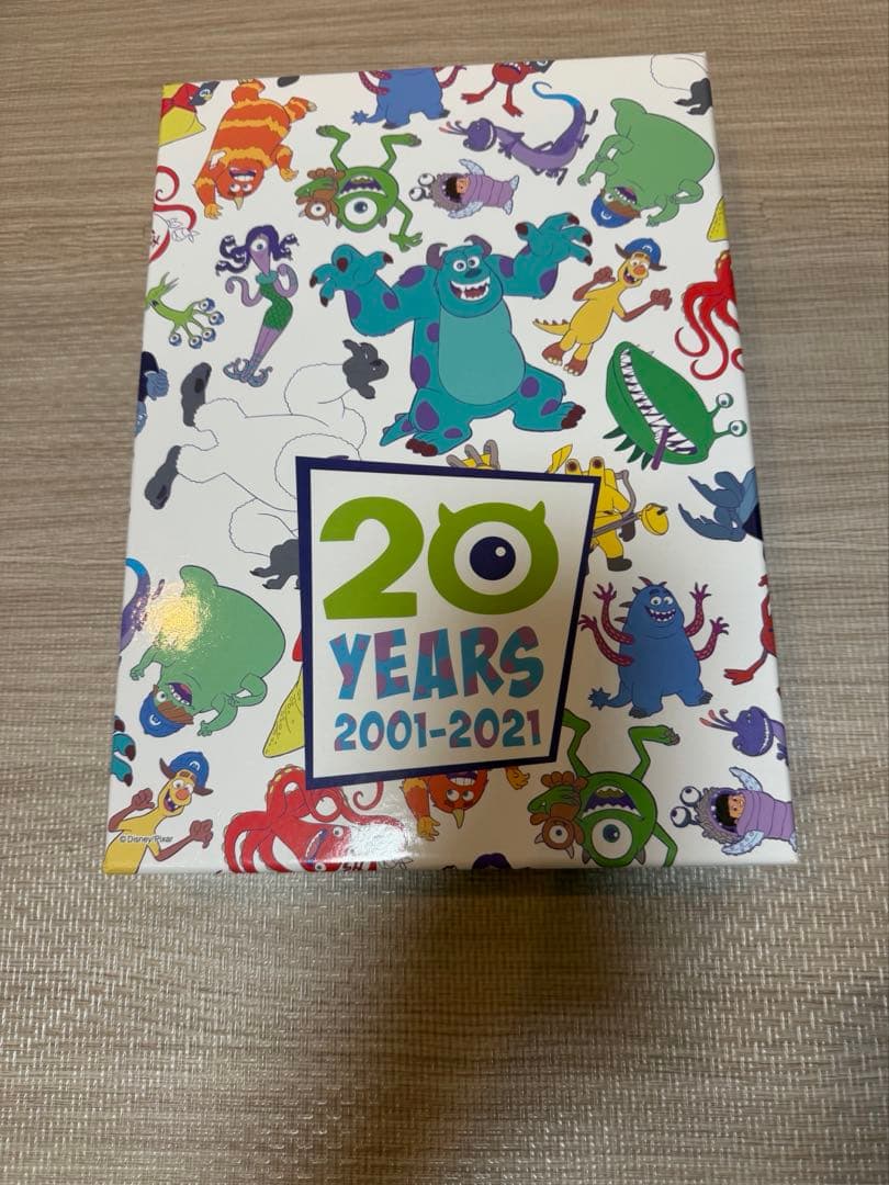 モンスターズインク　20周年　ピンバッジ　希少　レア