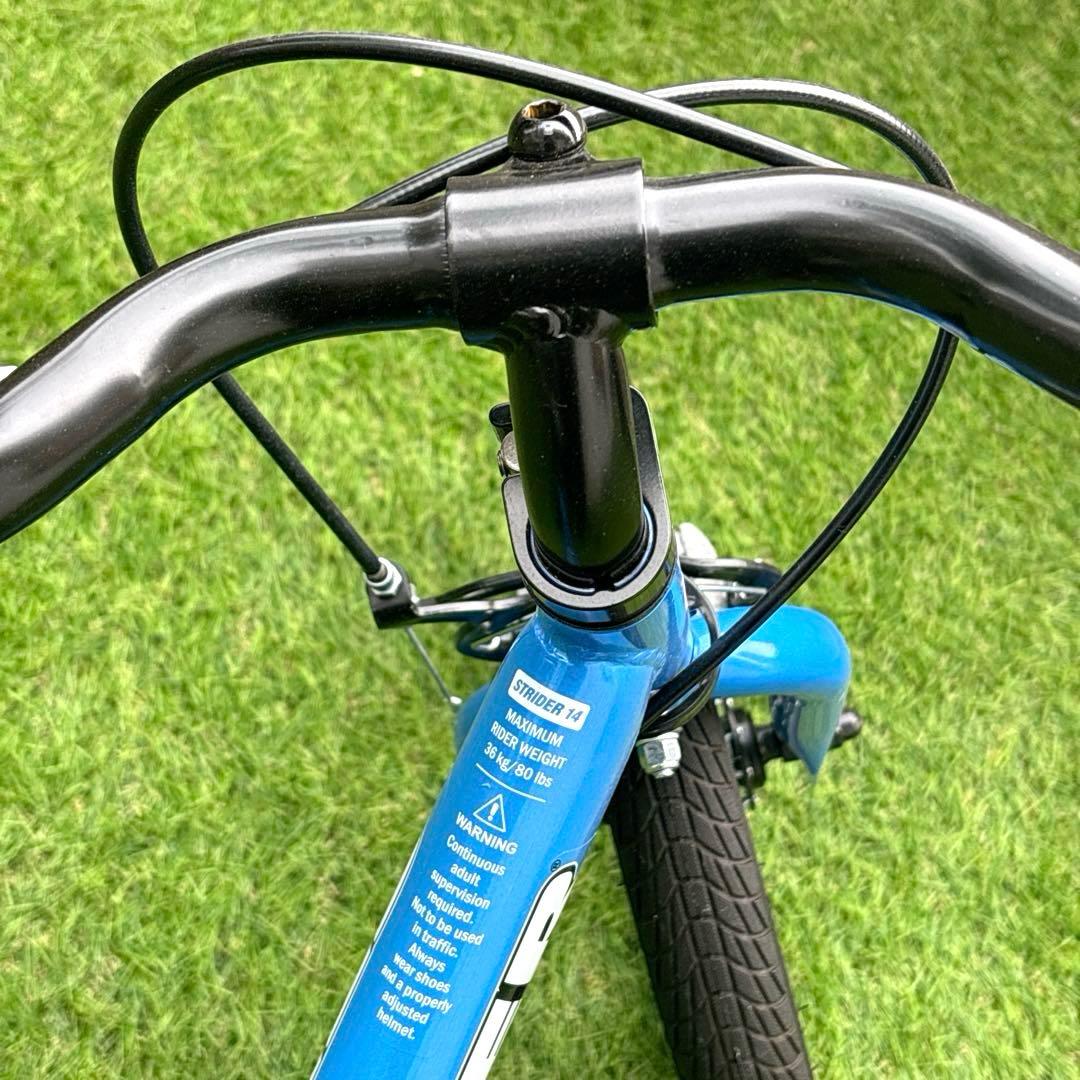 美品 ストライダー 14X ブルー STRIDER 14x バランスバイク 青