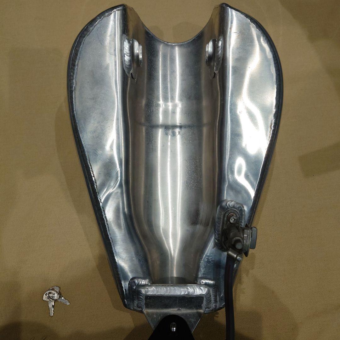 【週末限定！値下げ中】アルミタンク (グラストラッカー・ST250) ※説明必読