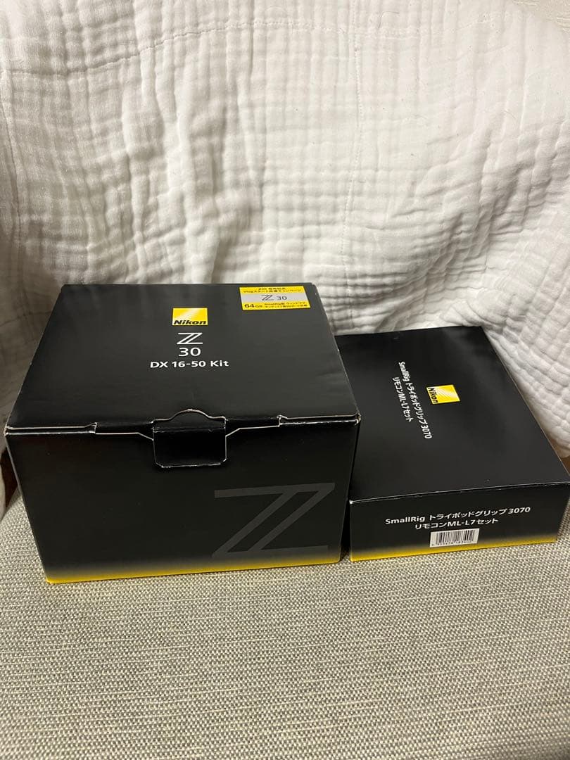 【美品】NikonZ30 ＋単焦点Z DX 24mm f/1.7