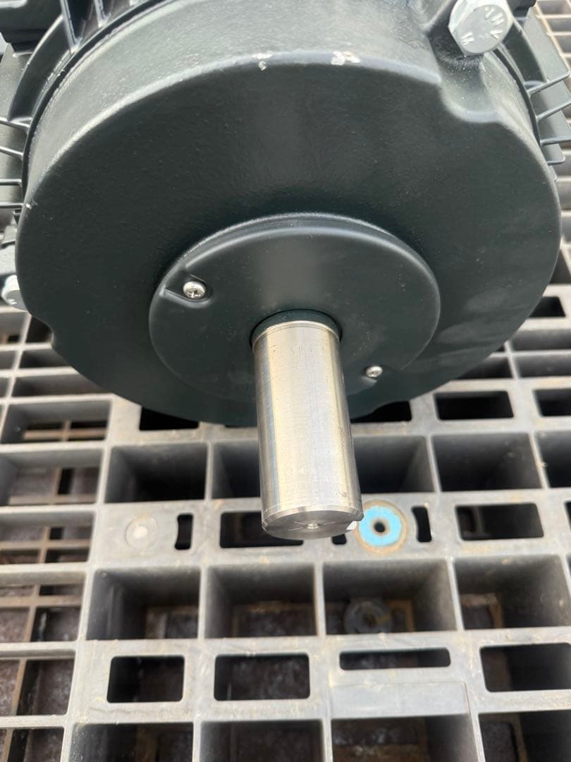 (1)(未使用品)美品　東芝 三相モーター 7.5kW IKKH3 400V