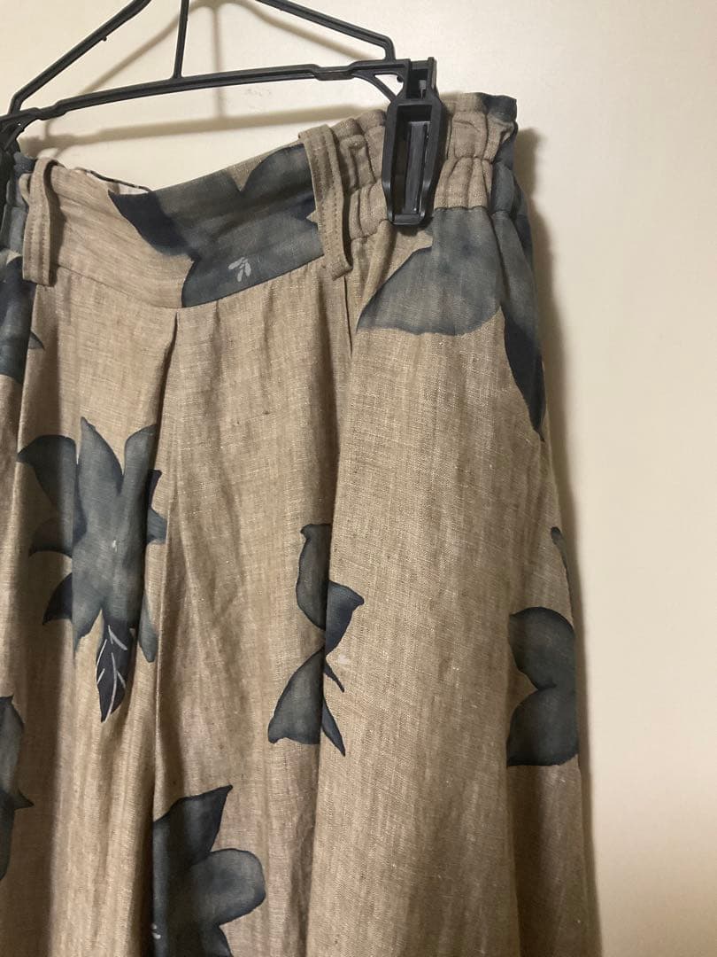 パラスパレス　花柄　リネン　フレアキュロット　秋色