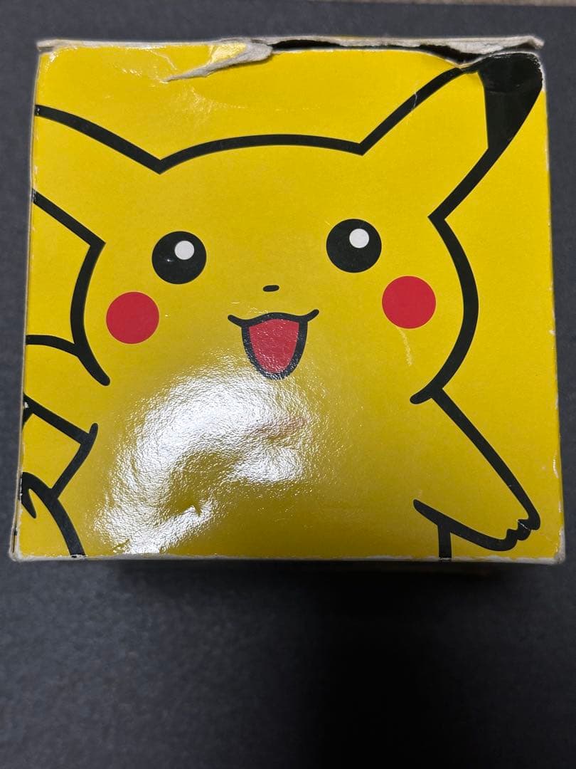 ポケモンセンター　オリジナルウォッチ　ピカチュウ