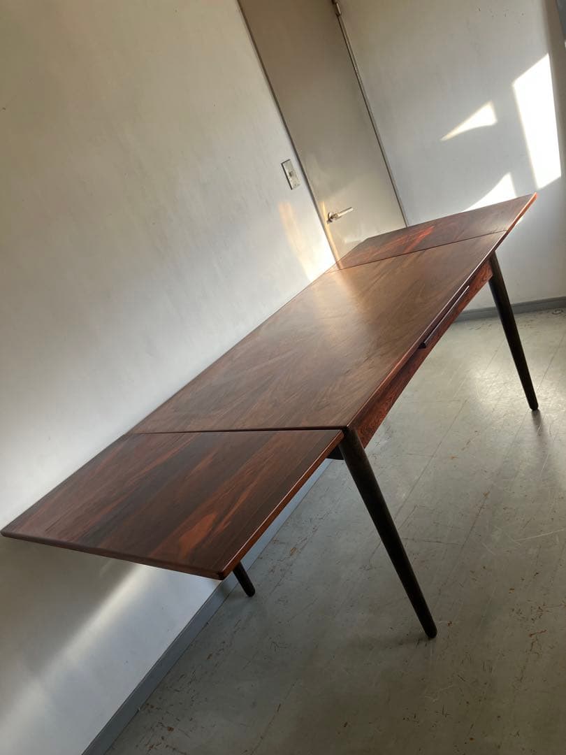 Sone Ryuichi　北欧デンマーク　ダイニングテーブル　ローズウッド