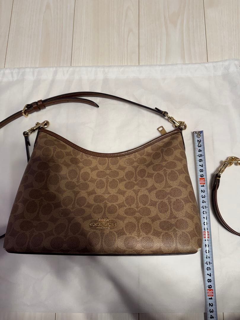 COACH コーチ、ロゴプリント ショルダーバッグ、ハンドバッグ