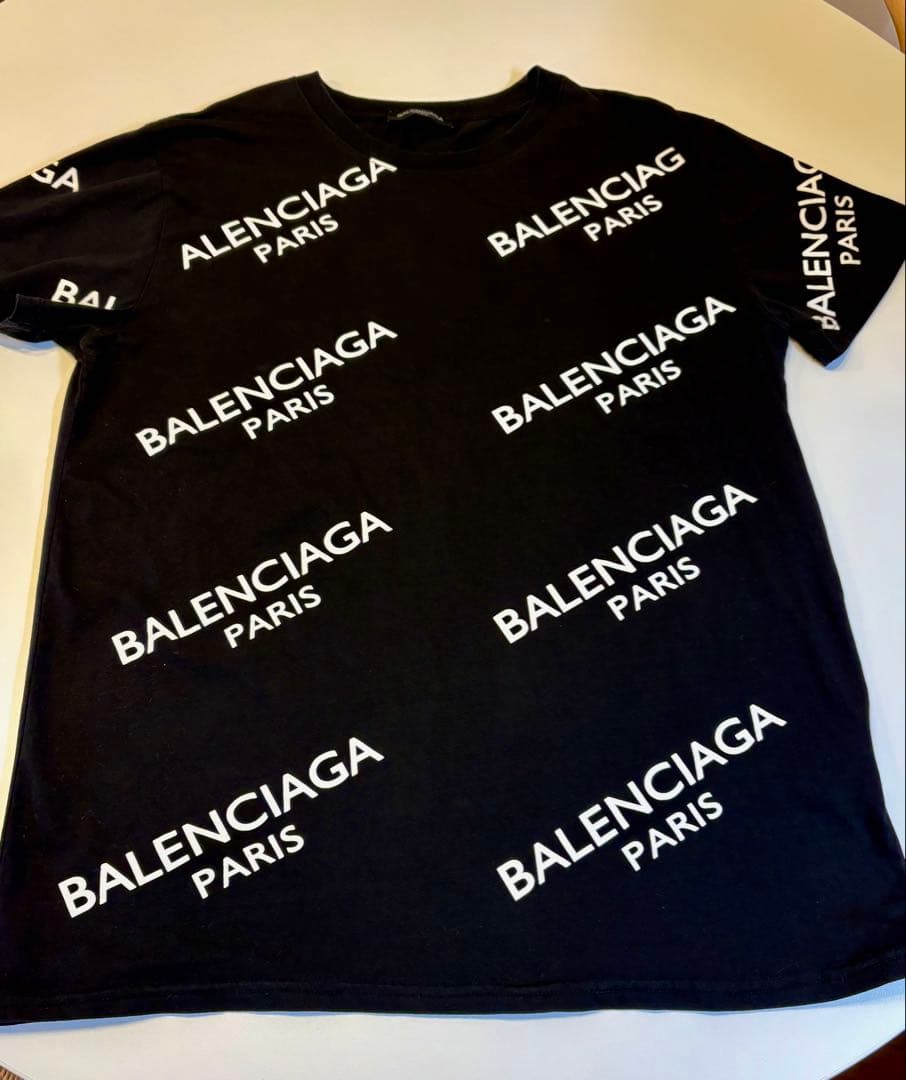 年始セール！BALENCIAGA PARIS ロゴ Tシャツ Lサイズ
