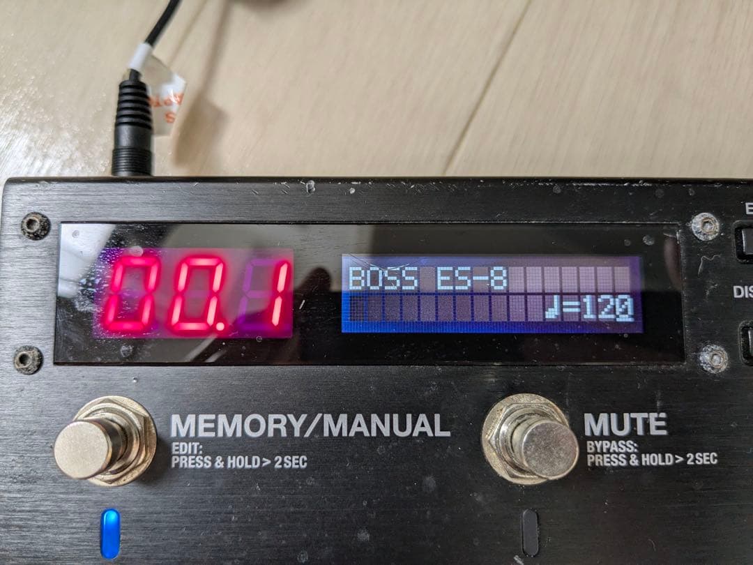 BOSS ES-8 スイッチャー