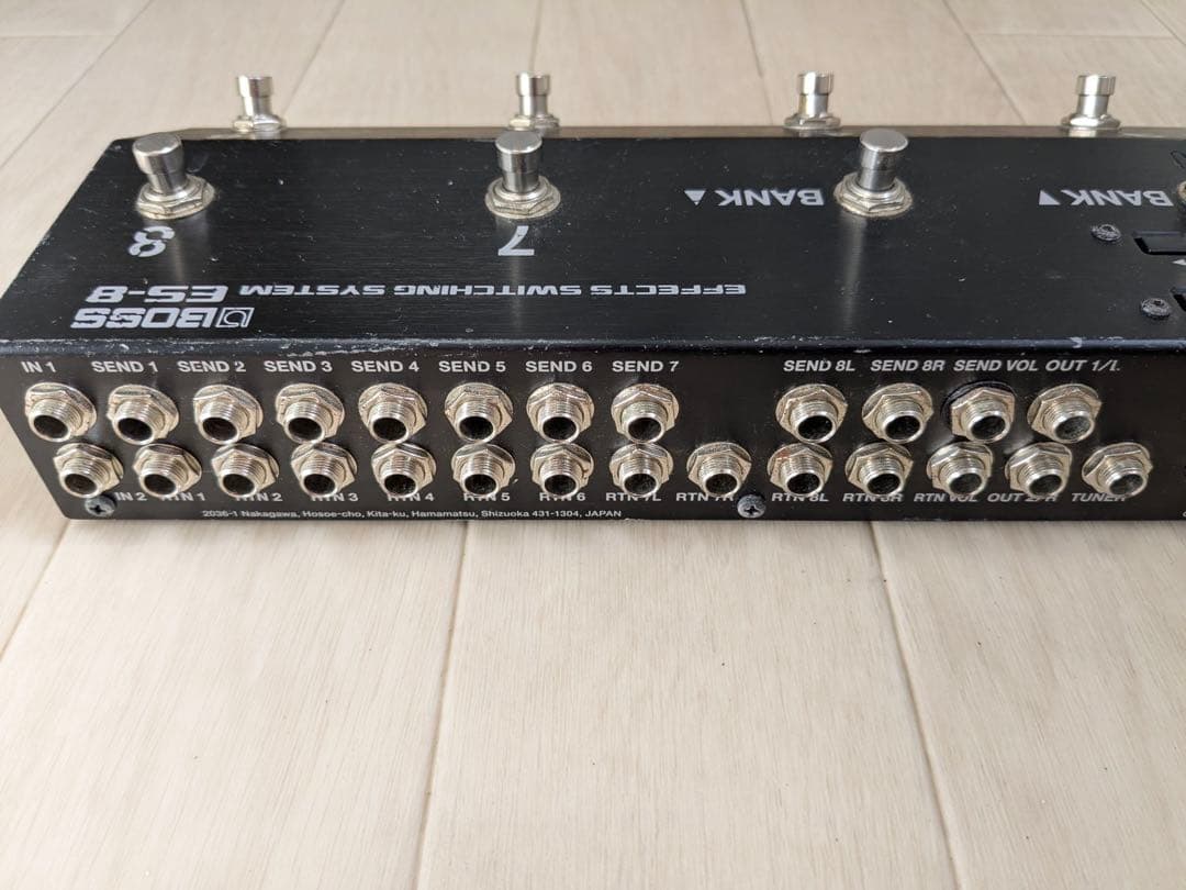 BOSS ES-8 スイッチャー