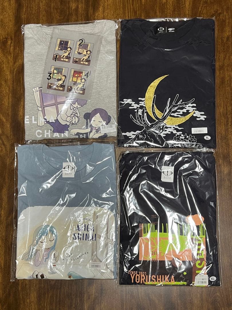 ヨルシカグッズまとめ売り(写真1枚目全体像、以降詳細)