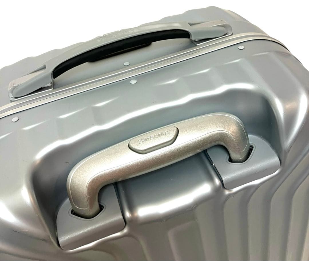 機内持込可能 サムソナイト ハードキャリー トゥルーフレーム 32L